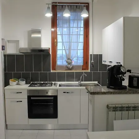 Via Ciatti דירה פרוג'ה